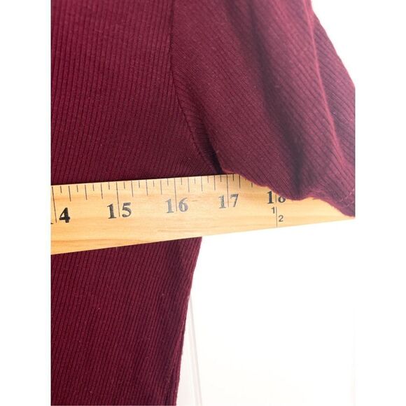 UO Truly Madly Deeply Burgundy Ribbed V Neck Basic Tee Rayon Spandex Size S - Picture 4 of 8